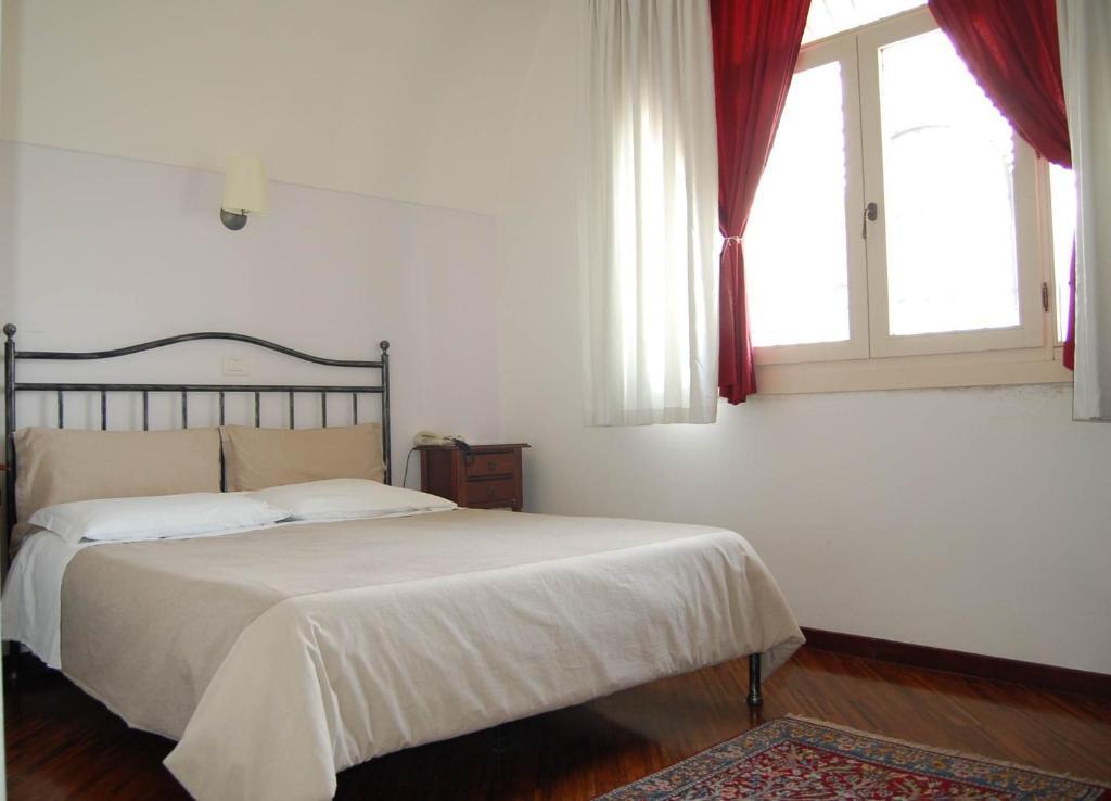 Hotel Le Monacelle Matera Rum bild